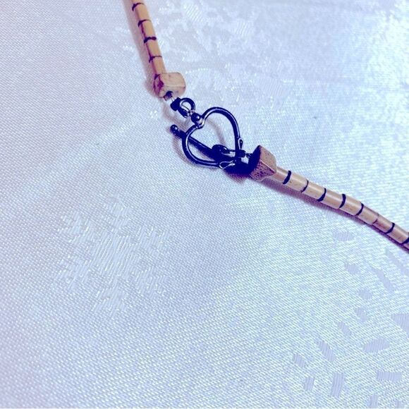 Mother of Pearl & Natural Stone Necklace 26” Hawaiian Islands Vibe Gorgeous - Picture 3 of 4